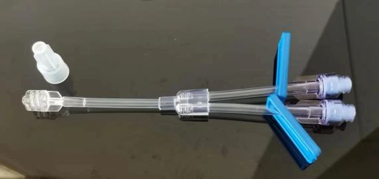 Disposable Medical Extension Tube Triple Needleless Connector Plastic Connector